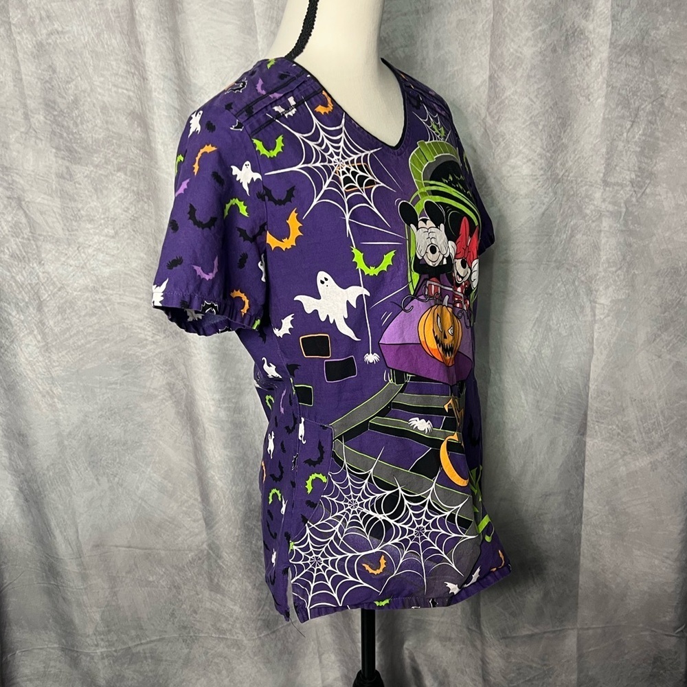 Disney Mickey & Minnie Mouse Halloween Too Cute To Spook Purple Scrubbing Top - Picture 4 of 13